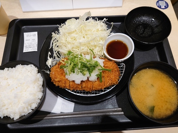 おろしロースカツ定食