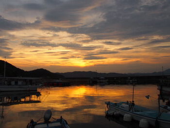 癒しの夕方の空
