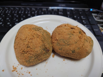 今日のおやつは昨日の忘れ物