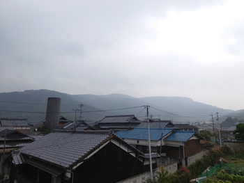 今朝は…モヤからの雨