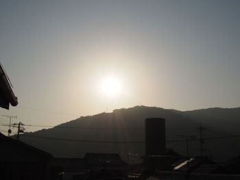 暑くなるんかな