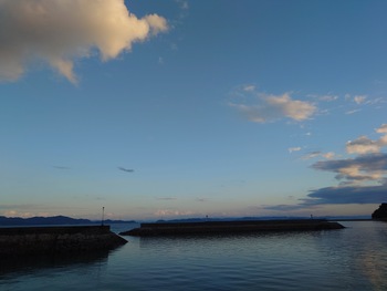 もう早朝は寒い