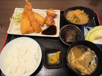ミックスフライ定食@せきや