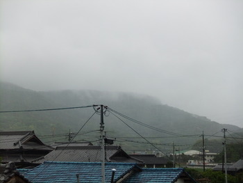 こんな雨の日は