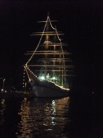昨夜の日本丸