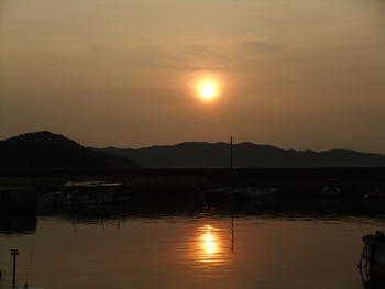 島の夕方の風景