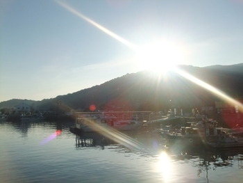 島の朝