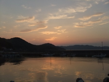 島の夕焼け