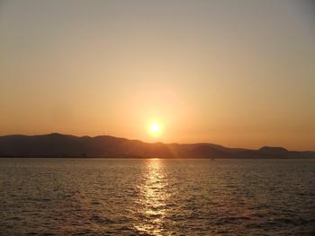 夕陽を見ながら