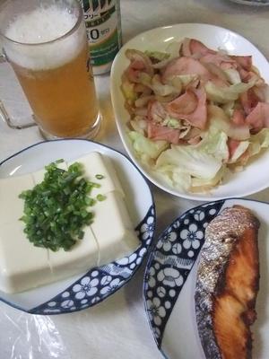 お昼びぃーるは、控えめに