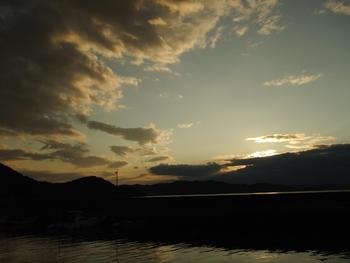 島の夕方の風景