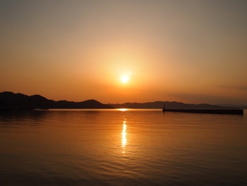 島からの夕陽