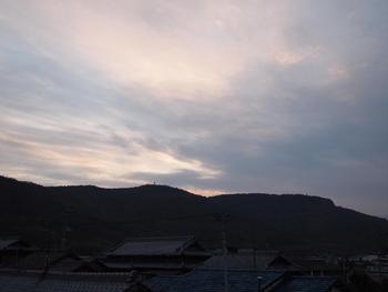 暗い朝