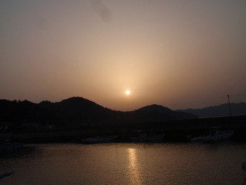島の夕日