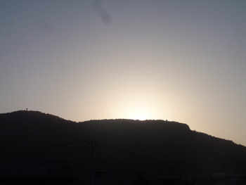 島の朝