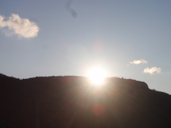 島の朝