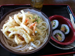 本日のお昼うどん