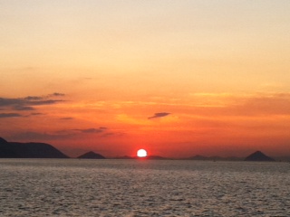 沈みゆく夕陽