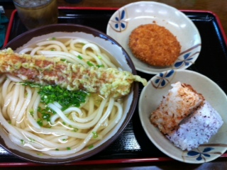 本日もうどん