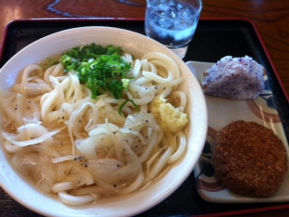本日のお昼うどん