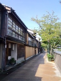だから 浅野川は夜だよな…