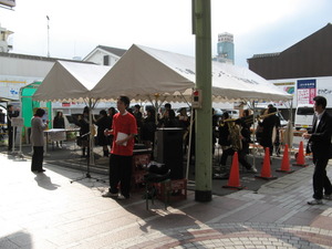 11/28　第一回まちかどライブ終了！　