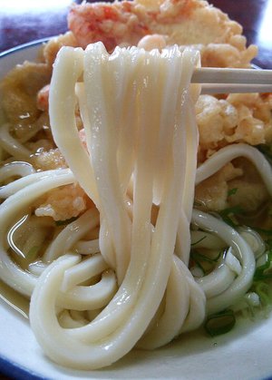 今日のうどん日曜日　「前場製麺所」