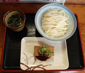 今日のうどん土曜日　その①　「よしや」