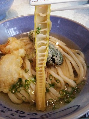今日のうどん水曜日　「鶴丸Gee」