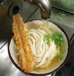 今日のうどん金曜日　その①　「オビカ食品」