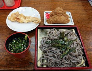 今日の日本そば水曜日　「味庄」