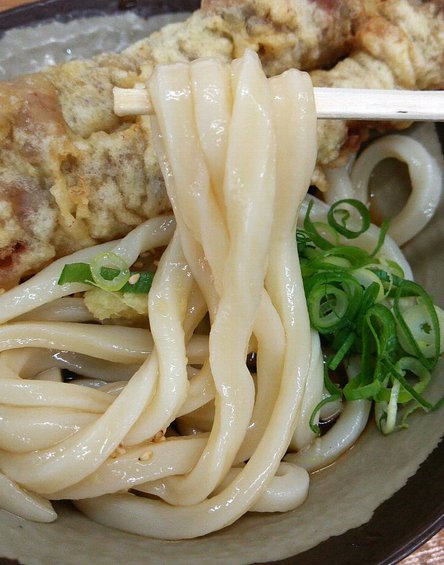 今日のうどん月曜日　「さか枝」