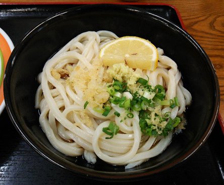 今日のうどん日曜日　その③　「山下うどん」