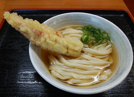 今日のうどん日曜日　その①　「よしや」