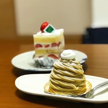 和栗のモンブラン♪☆パティスリービガロ