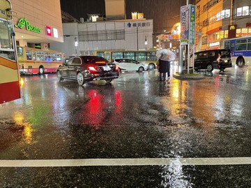 土砂降りとスッキリ朝陽