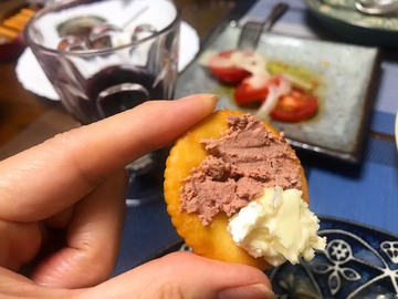 繰り返し続いてます。