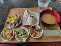 江戸屋さんでワンコイン和食モーニング