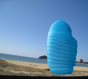 ♪あ～ひとは　むかしむか～し～♪