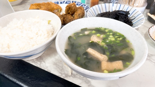 よしのや食堂
