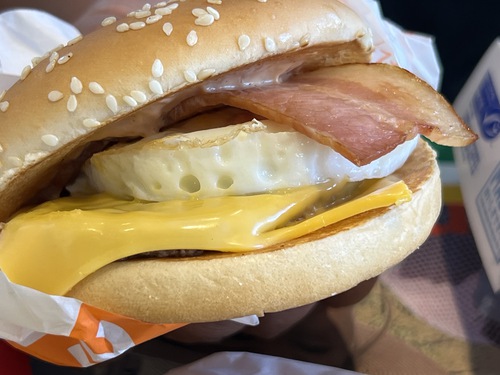 月見バーガー