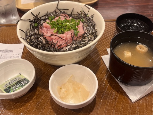 深夜ガスト