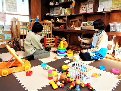 2/28今日の広場☆０歳からの公園あそび♪