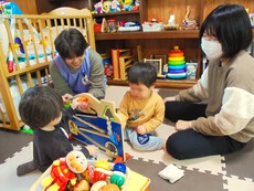 2/7今日の広場☆ふたご・みつごちゃんDAY♫
