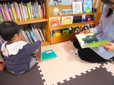 11/20今日の広場☆０歳児からの外遊び♫